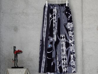 着物リメイク　パッチワーク　浴衣のサルエル風パンツ/　 フリーサイズの画像