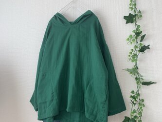 ダブルガーゼポッケ付きパーカーの画像