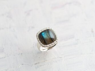 Délice carré grain（デリス・カレ・グラン）ラブライドライトのシルバーリング