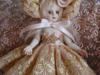 ミニドール１５cm　ピンクとゴールドのドレスの画像