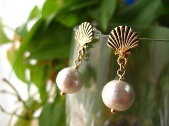 shell&cottonpearl pierce/earringの画像