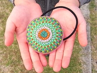 ちくちく刺繍のヘアゴム（グリーン）の画像