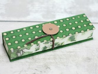 pen-case [ ドットグリーンxつたの葉 ]の画像