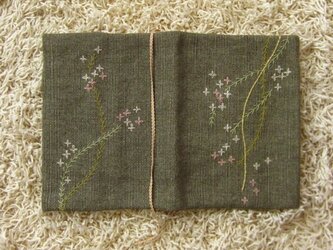 手刺繍・ブックカバー（花柳）の画像