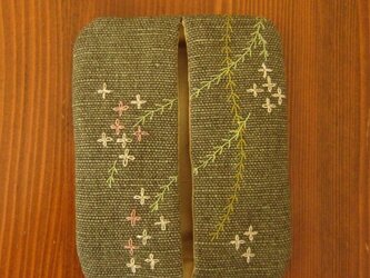 手刺繍・ぽけっとティッシュケース（花柳）の画像