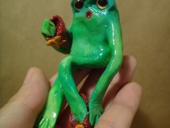 カエルフィギュア　ハイヒールレディの画像