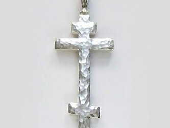 ロシア正教のクロス（八端十字架）　槌目光沢仕上げの縦長のロシア十字架　rc25　好評ですの画像