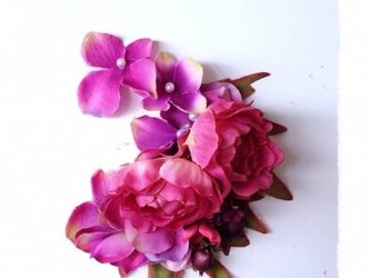 紫陽花とローズのイヤーフック F (ピンク)左耳用の画像
