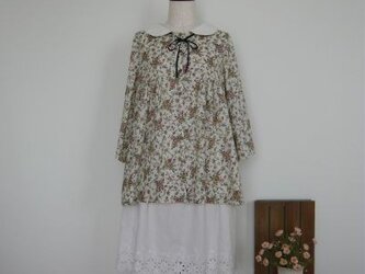 シルキーベージュの丸襟チュニック♪の画像