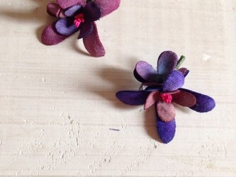 花摘みピアス A-prの画像