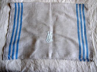 イニシャル刺繍のリネンのキッチンクロスの画像