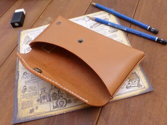 本革 封筒型ペンケース（足跡付き） キャメル 猫　その2の画像