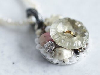 Vintage beads pendant {OP027}の画像
