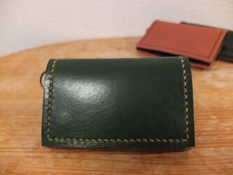シンプルで使いやすい背面ポケット付きの小銭入れ(大)_GRの画像