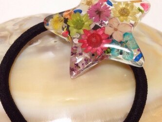☆送料無料☆お花ぎっしりスター☆ヘアゴムの画像