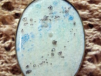 【ペンダント】漂う微生物 / ホワイトの画像