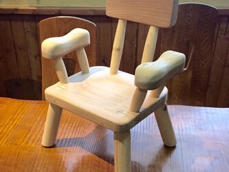 軽い・安全☆木製子ども椅子の画像