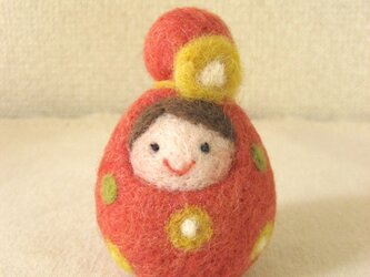 羊毛のマトリョーシカ（赤）の画像