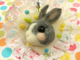 うさぎのストラップ(グレーダッチ)の画像