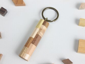 寄木のキーホルダーの画像