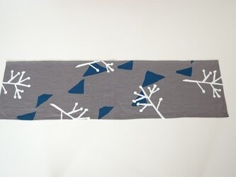 Centerpiece (gray/illustration)の画像