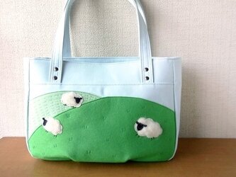 帆布トート ～  羊がいる風景の画像
