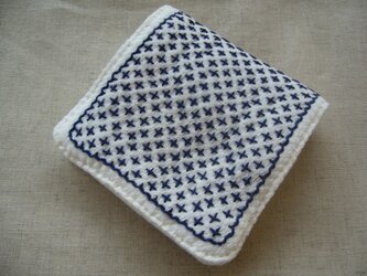 ＋＋＋クロス刺繍のハンカチ【濃藍】＋＋＋の画像