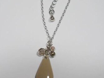 レトロしずく＊ネックレス（ベージュ）の画像