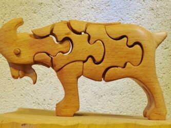 木の立体動物パズル「ani-woods」やぎの画像