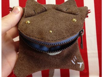 シオマル（キャラクターポーチ）くま茶の画像