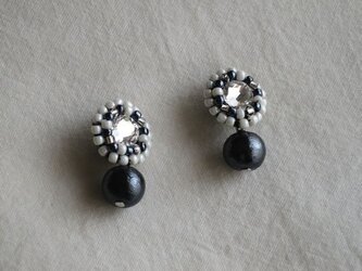[再販]mini monochrome ピアス　／受注制作／ouka no mori ｜オウカノモリの画像