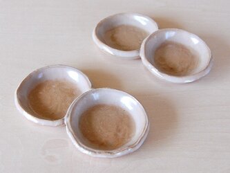 双子の豆皿の画像