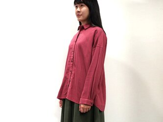 [ボタニカルダイ] サンザシ染 ソフトな綿麻ゆったりシャツ　8514-01014-79の画像