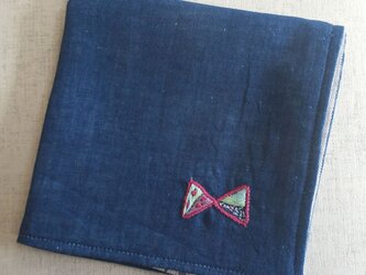 手刺繍入り4重ガーゼハンカチ「リボン2」の画像