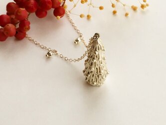 White tree necklaceの画像