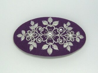 花刺繍のヘアピン（紫）の画像