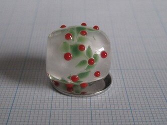 とんぼ玉　南天（白）の画像