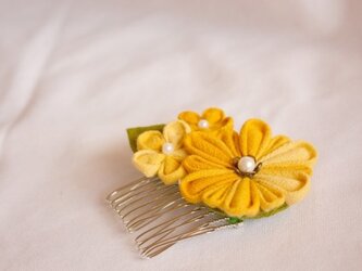 つまみ細工　菊、花コームの画像