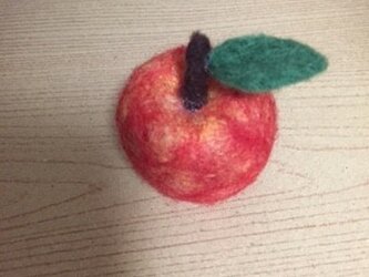羊毛フェルト　りんごの画像