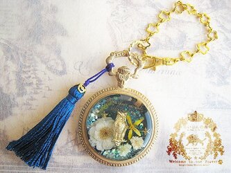 ミミズクの懐中時計風バッグチャーム（ネイビー×ゴールド）※ペンダントへの変更可の画像