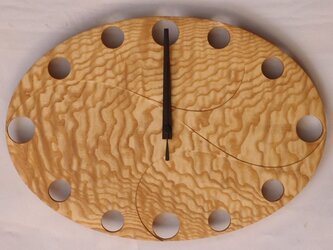 無垢の木の電波掛け時計　たも　０００４の画像