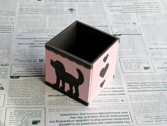 犬のペン立ての画像