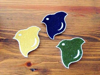 刺繍ブローチ　「千鳥」の画像
