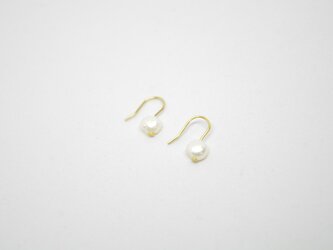 再販＊淡水パール＊小さなピアス #203の画像