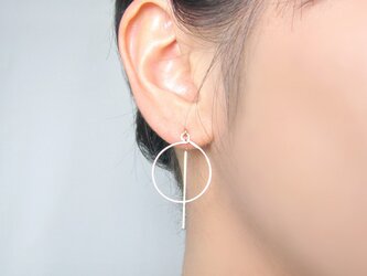シンプルラインのサークルピアス☆14KGFの画像