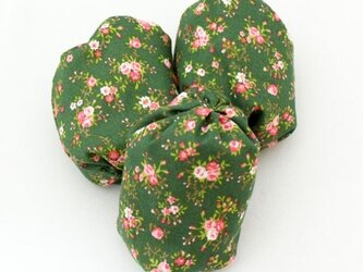 お手玉　小花柄のたわら型３つセットの画像
