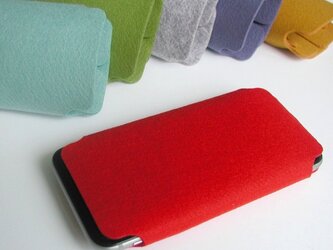 iPhone SE/8/7/6s/6用ケース〈赤色〉の画像