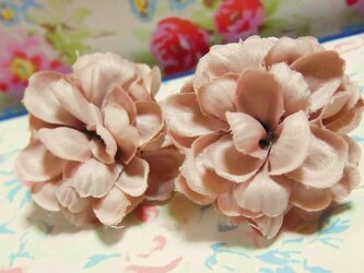 Antique Flower ピアス(ダリア)の画像