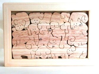 難しい犬のパズル（額付き）の画像