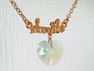 ハートのSmileペンダント・クリソライトオパールの画像